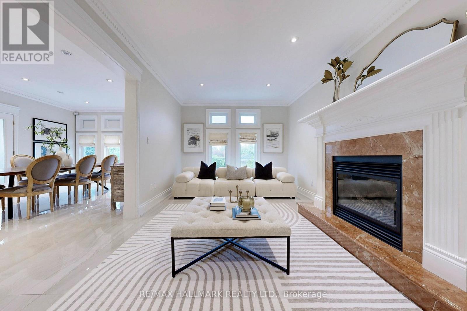 12 Highland Hl, Toronto, ON M6A 2P8