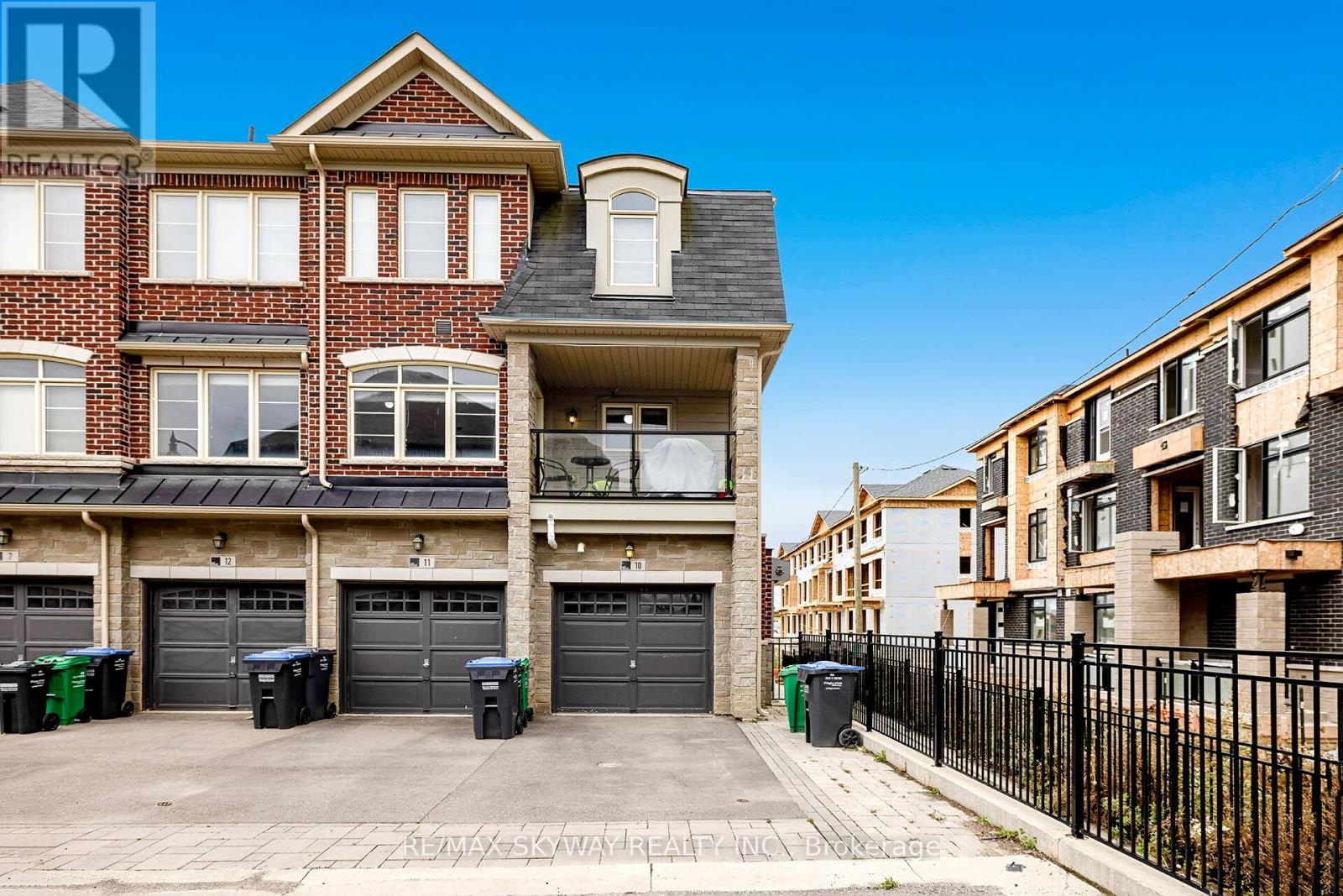 10 200 Veterans Dr, Brampton Northwest Brampton, ON L7A 4S6