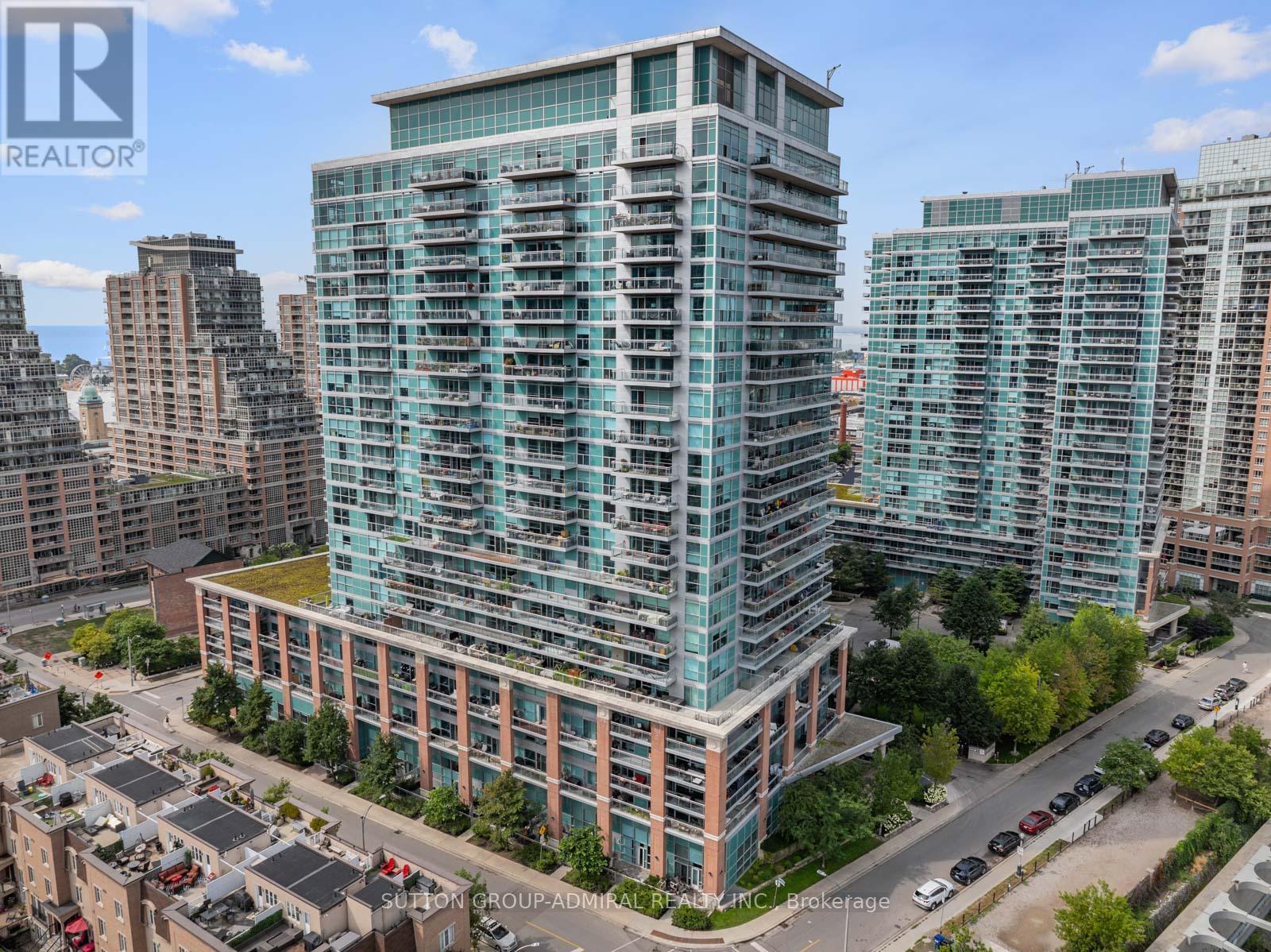 605 80 Western Battery Rd, Toronto, ON M6K 3S1