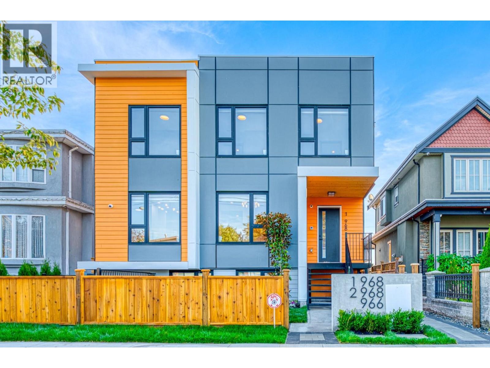 968 E 55th Avenue Unit 1, Vancouver, BC V5X 1N9