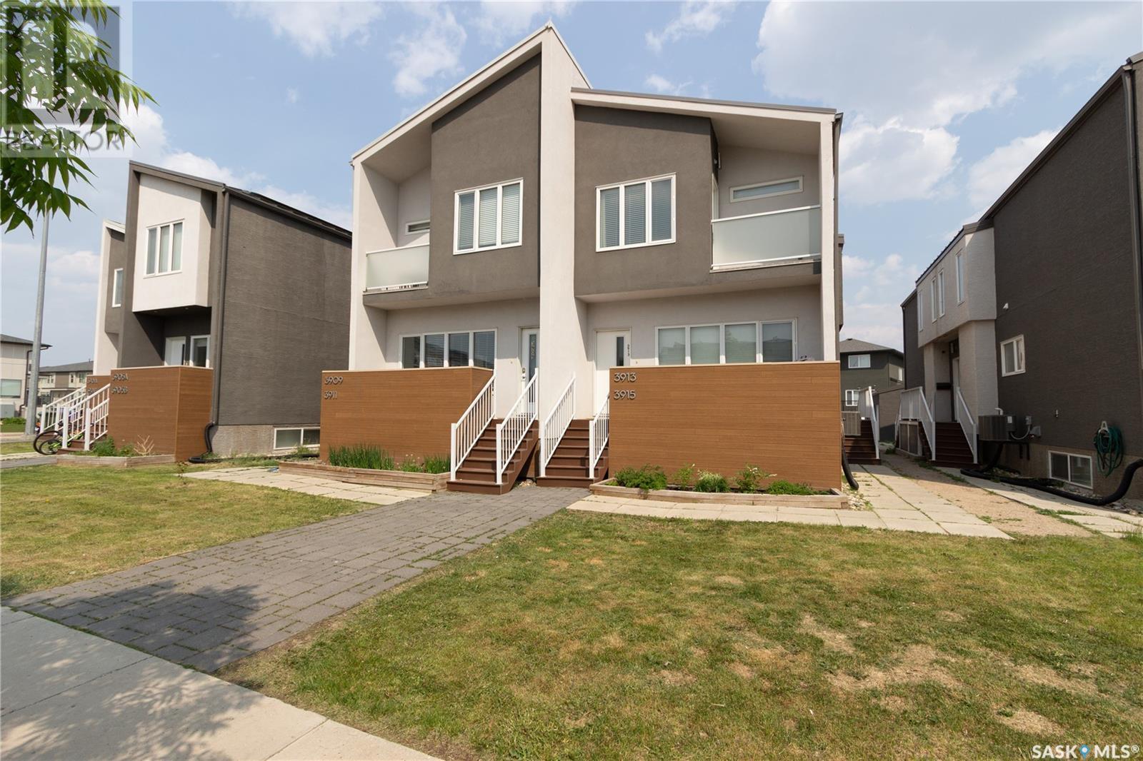 3913 James Hill Rd, Regina, SK S4W 0N8