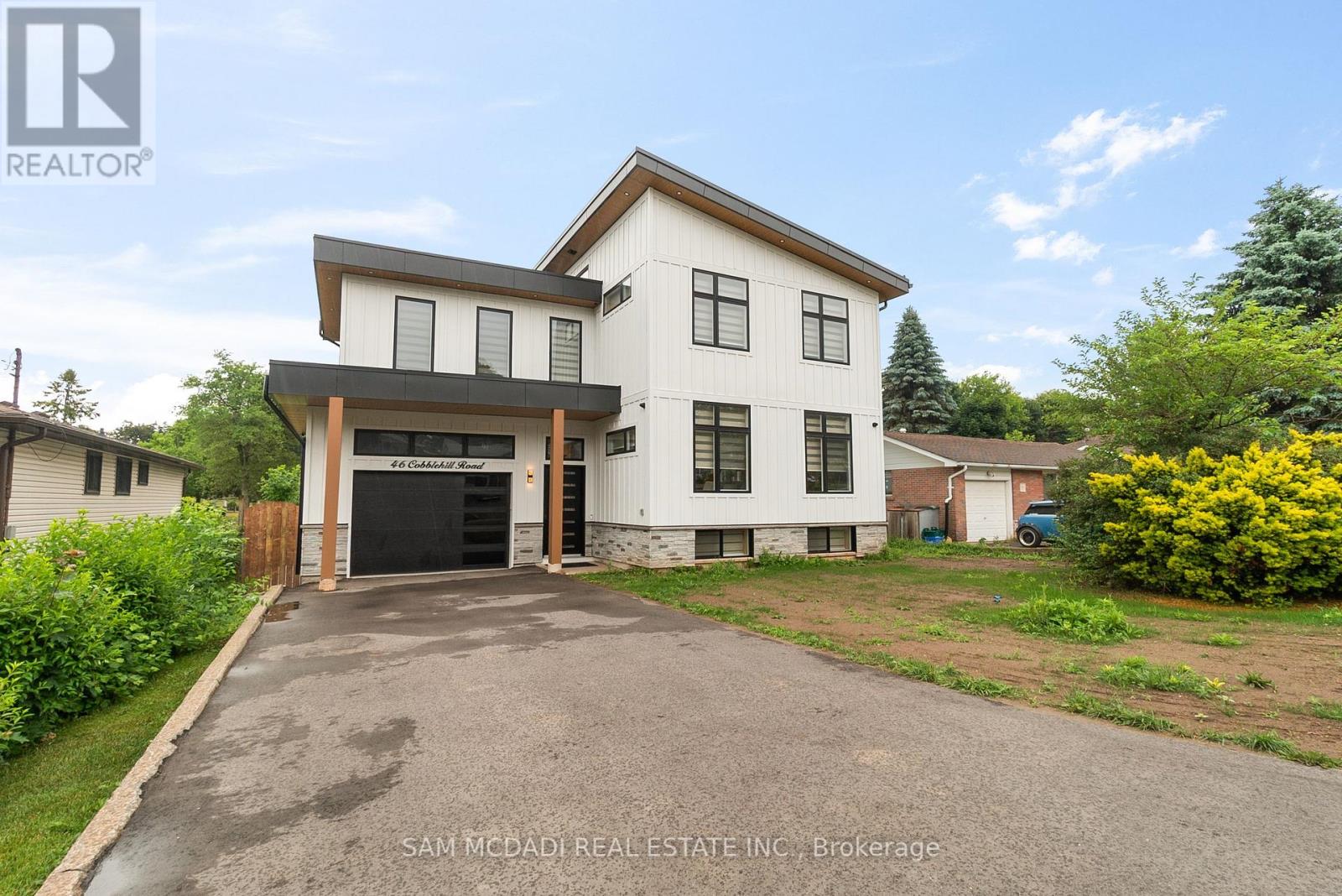 46 Cobblehill Rd, Halton Hills, ON L7J 1N9