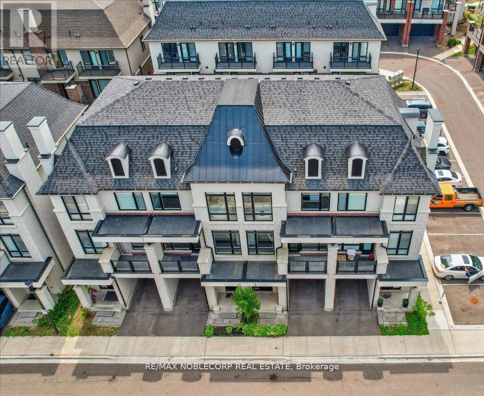 45 Globemaster Ln, Richmond Hill, ON L4E 1H4