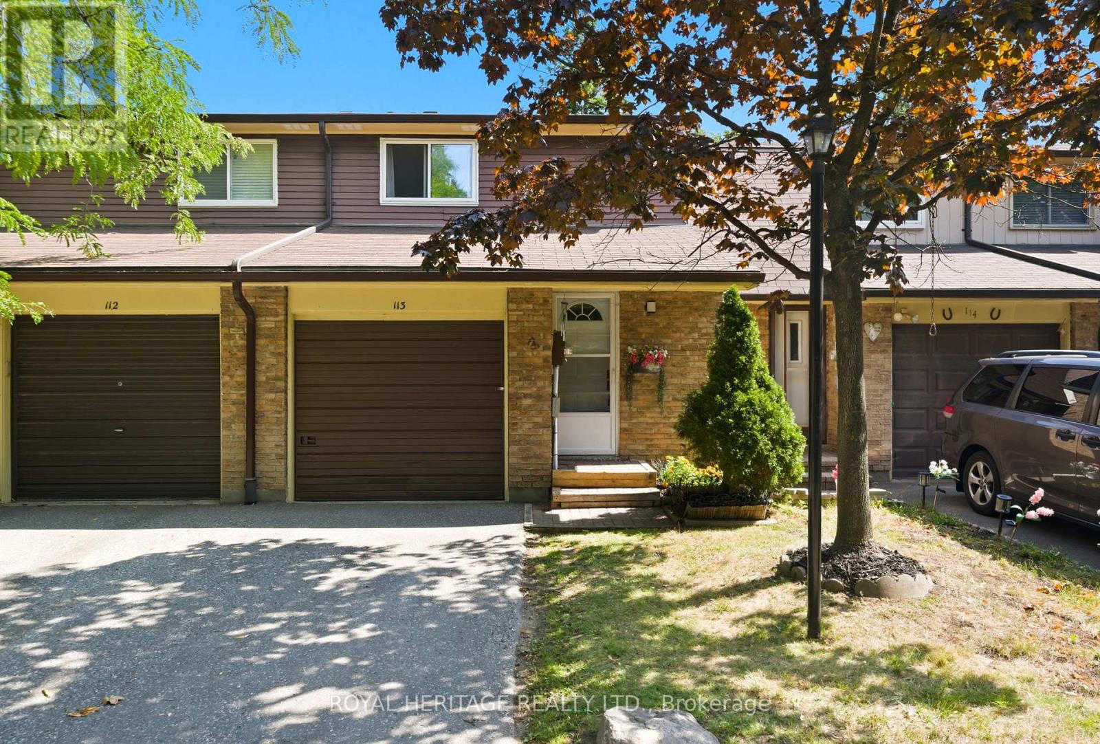 113 929 Burns St W, Whitby, ON L1N 6J5