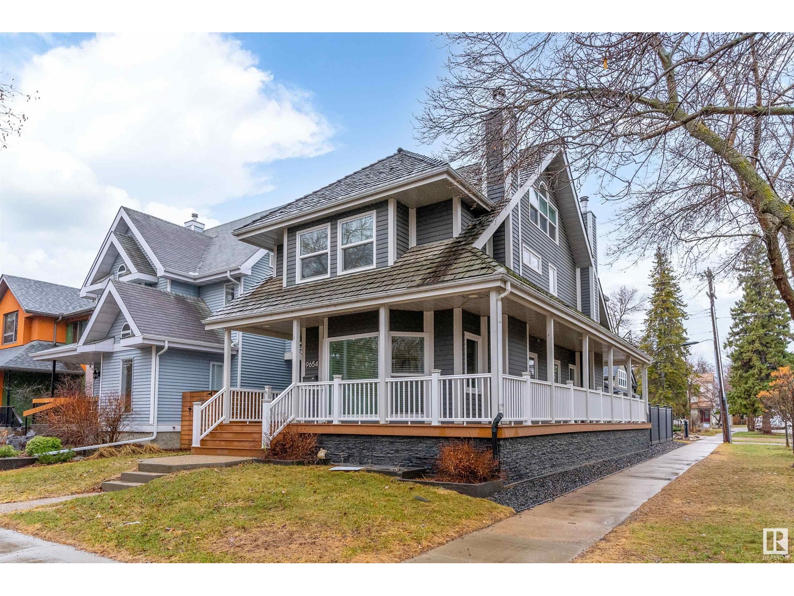 100 St Nw Unit 9654, Edmonton, AB T5K 0T6