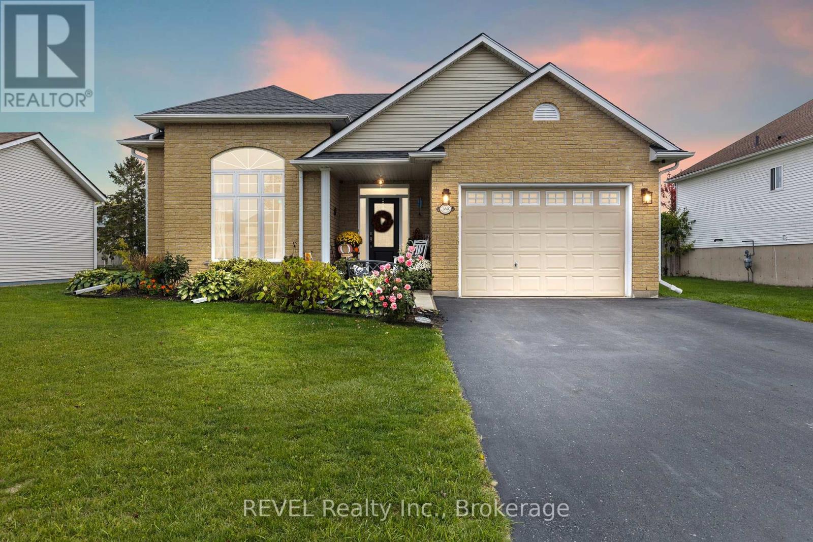 360 Antoinette Rd, Fort Erie, ON L2A 6S5