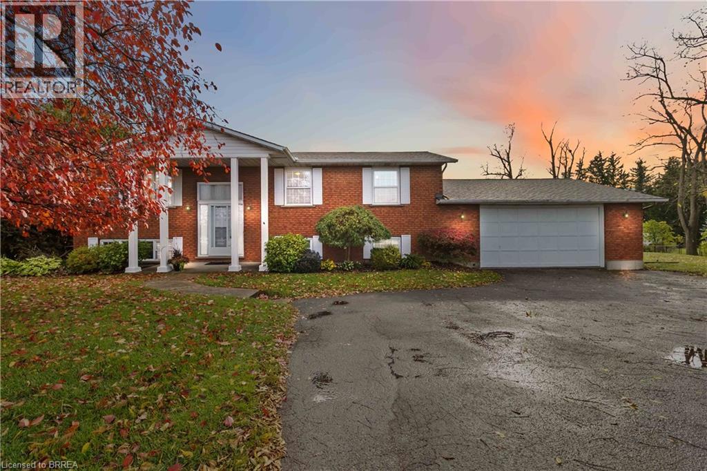 725 Hwy 54, Brantford, ON N3S 0G2