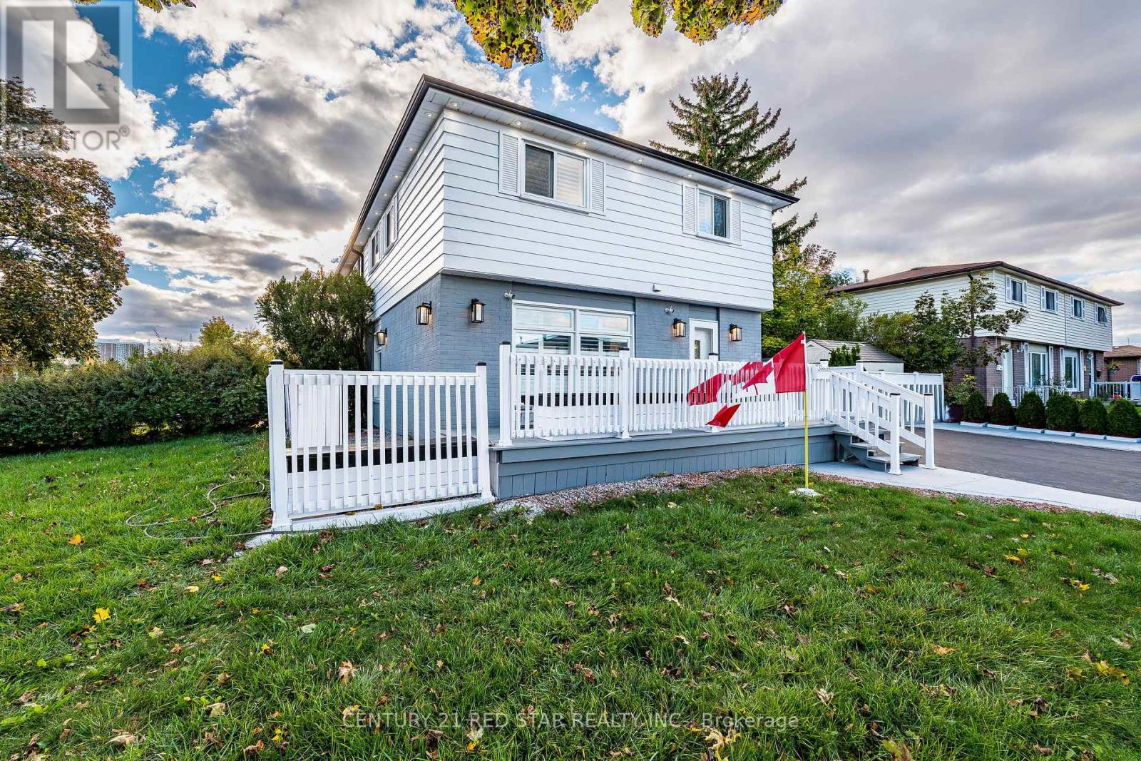 3 Flamingo Cres, Brampton, ON L6T 2G4