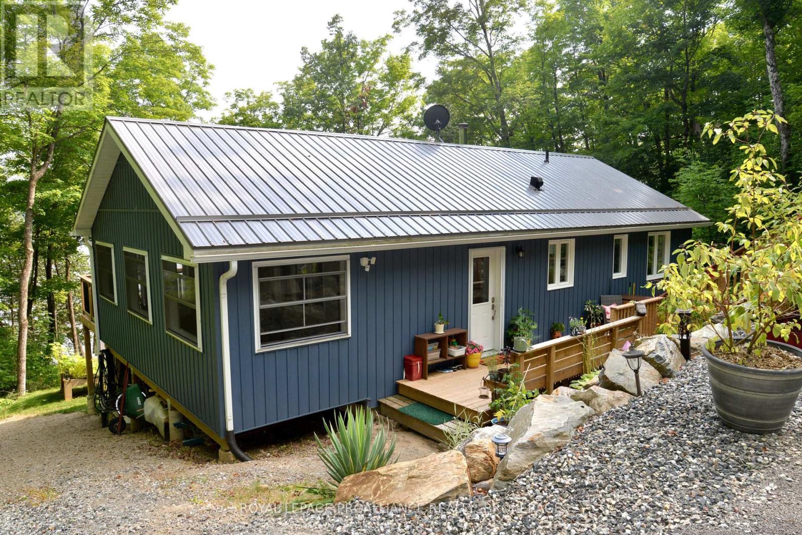 1099 Almost Ln, North Frontenac, ON K0H 1C0
