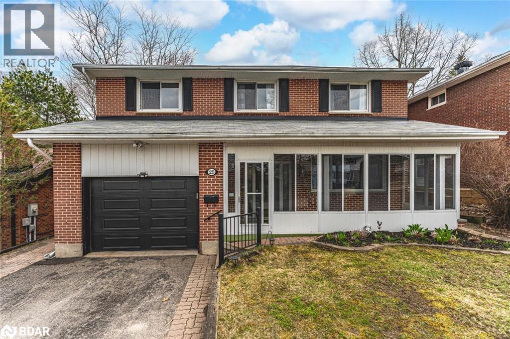 25 Marshall St, Barrie, ON L4N 3S4