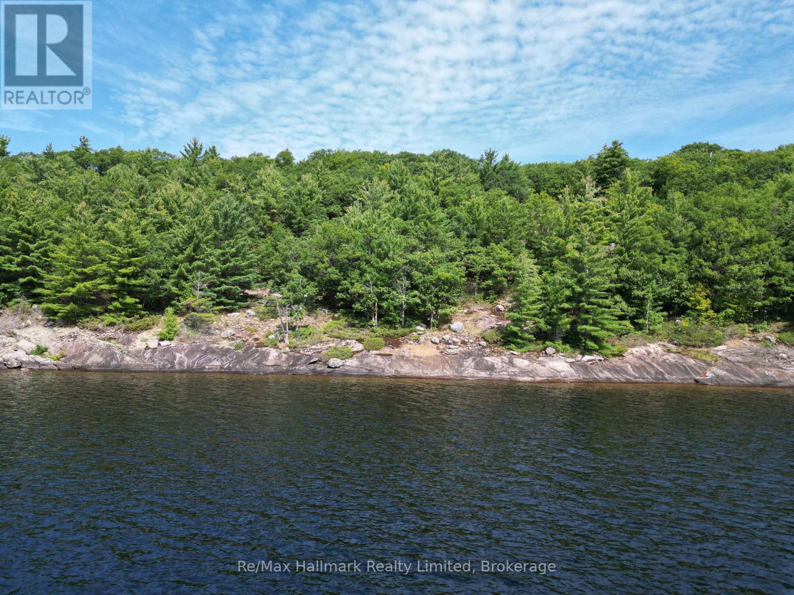 1091 Strawberry Ln, Bracebridge, ON P1L 1X2