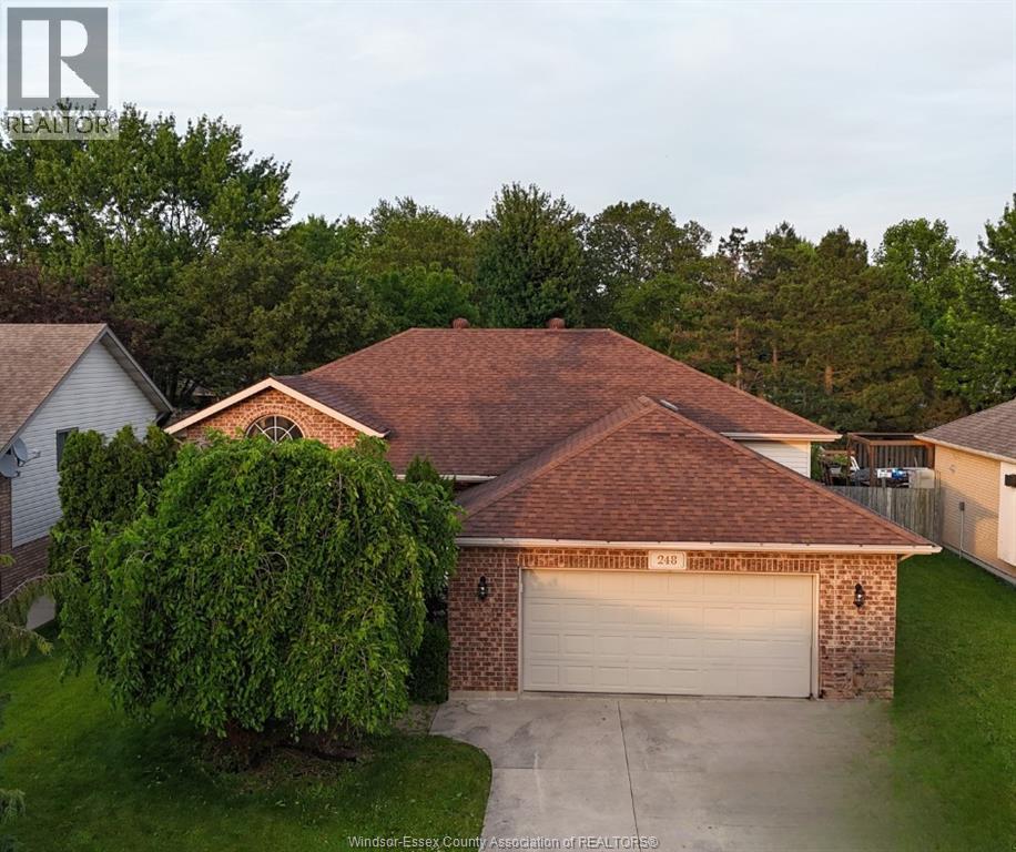 248 Willowwood Dr, Lakeshore, ON N0R 1A0