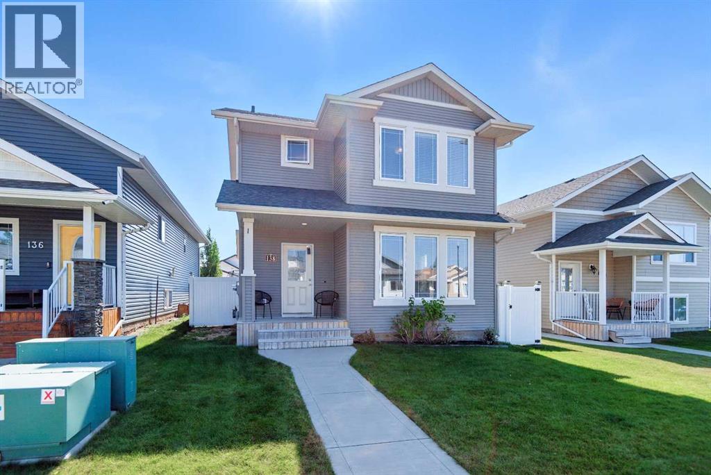 138 Bowman Cir, Sylvan Lake, AB T4S 0H8