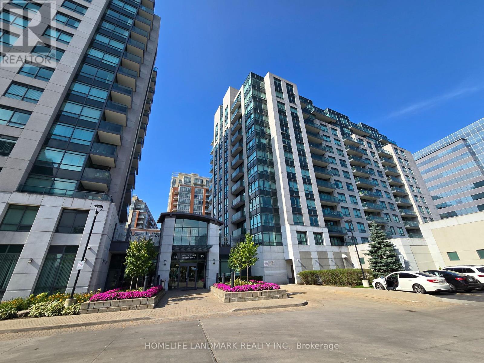 301 55 South Town Centre Blvd, Markham, ON L6G 0B1