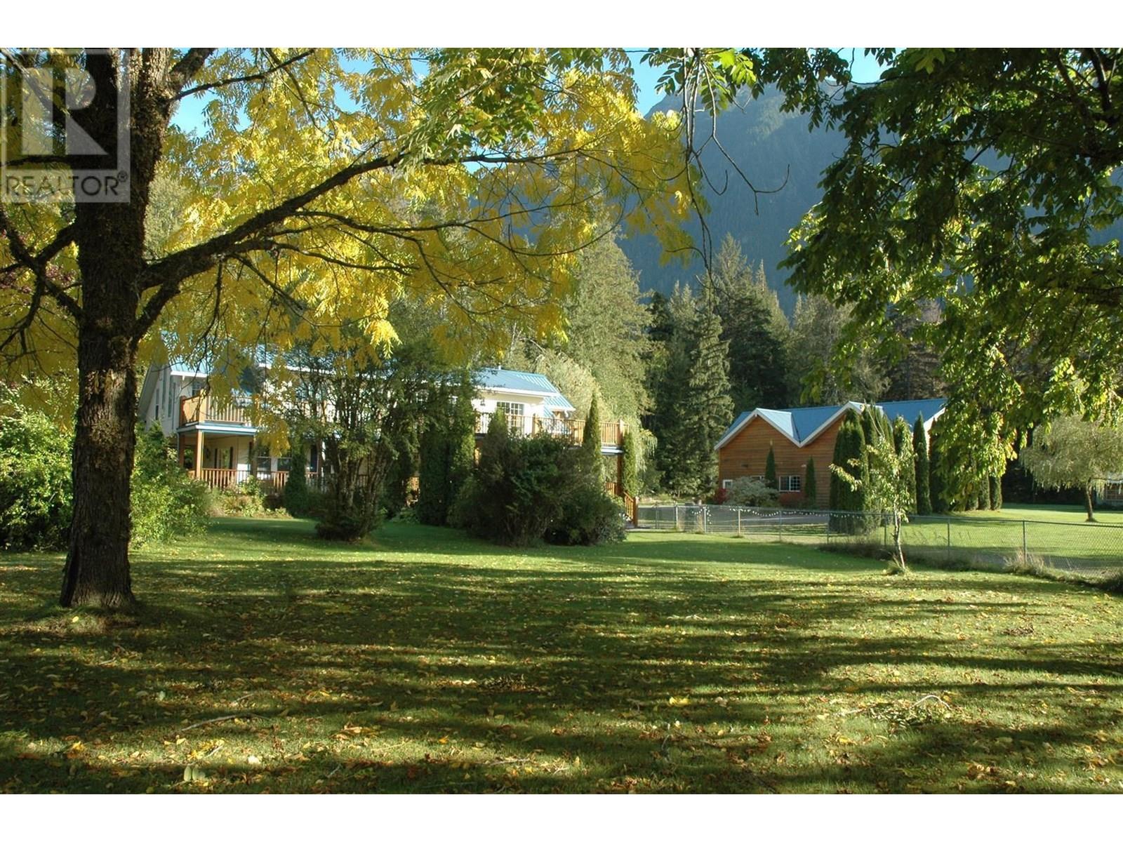877 Mackenzie Hwy 20 Hwy, Bella Coola, BC V0T 1C0