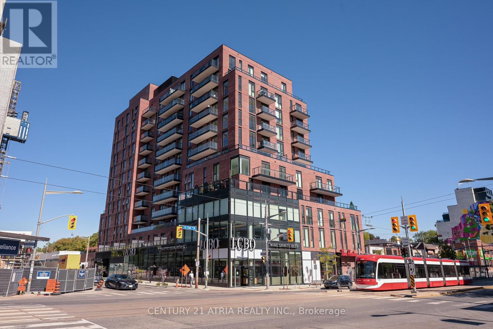 303 185 Alberta Ave, Toronto Oakwood Village, ON M6C 0A5