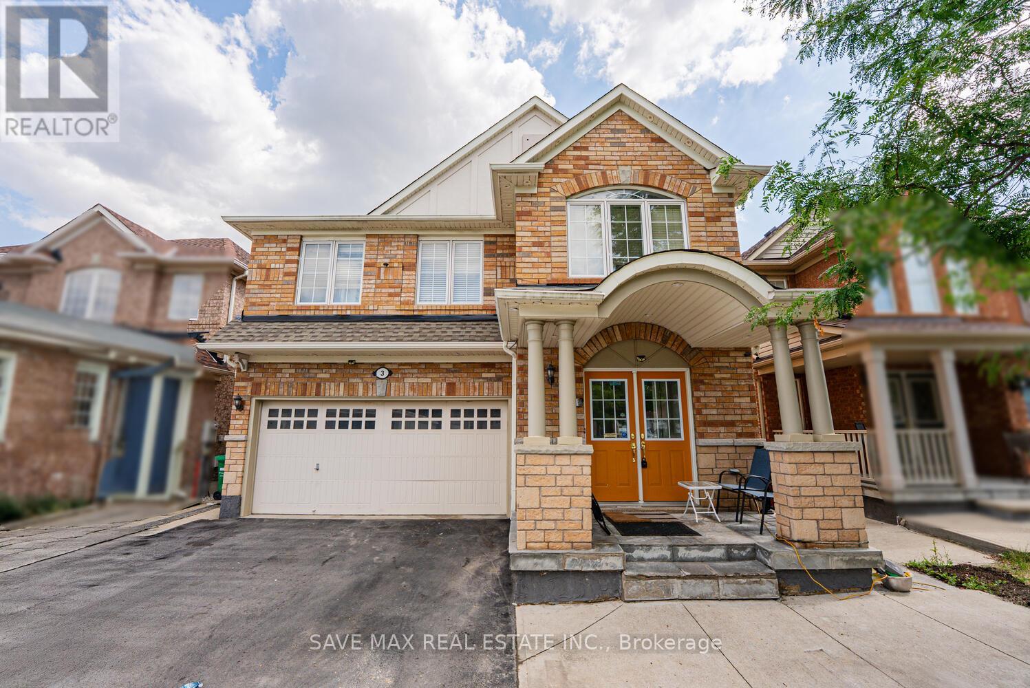 3 Gander Cres, Brampton, ON L6P 2J5
