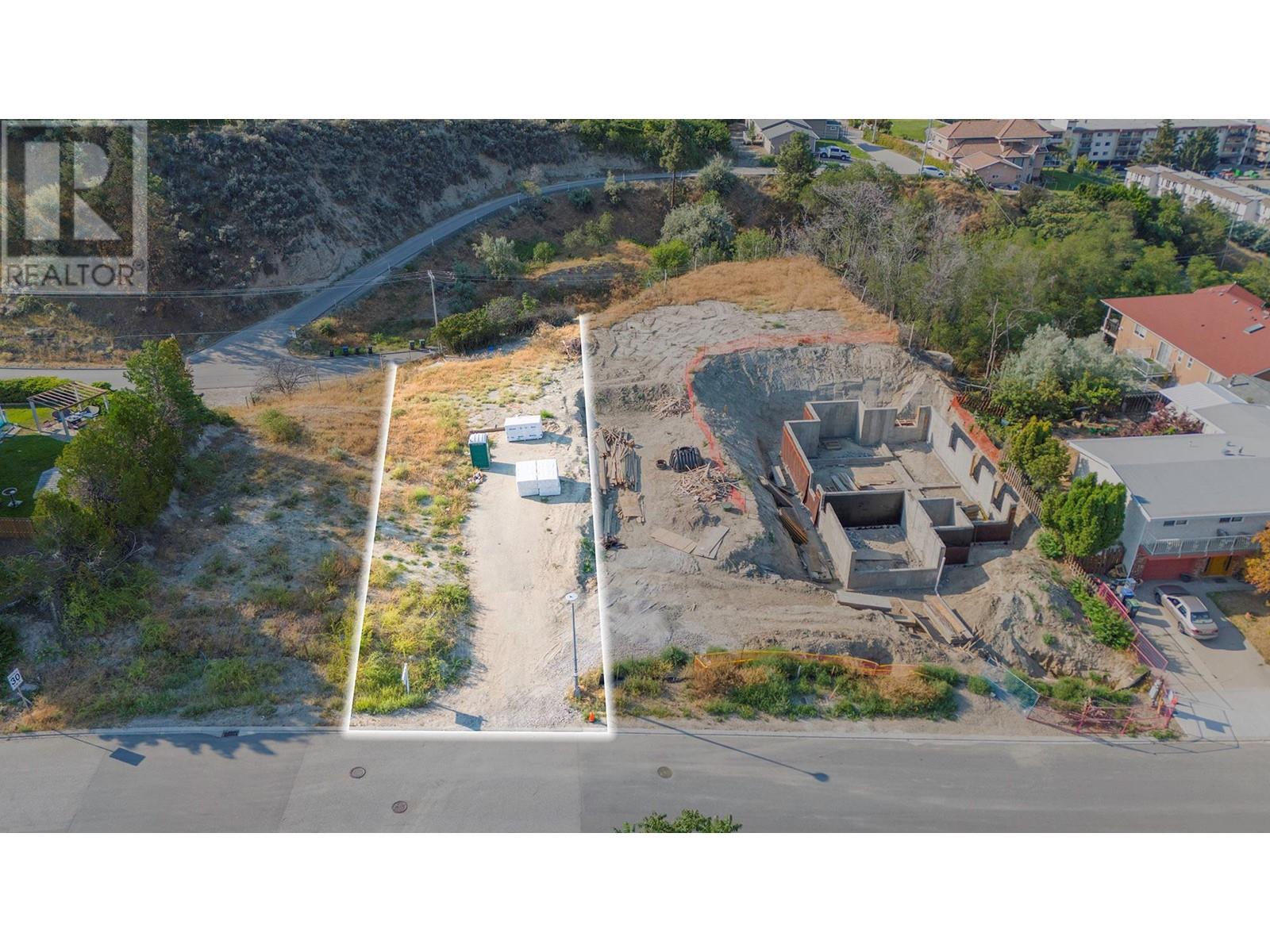 152 Greenwood Dr, Penticton, BC v2a 8v7