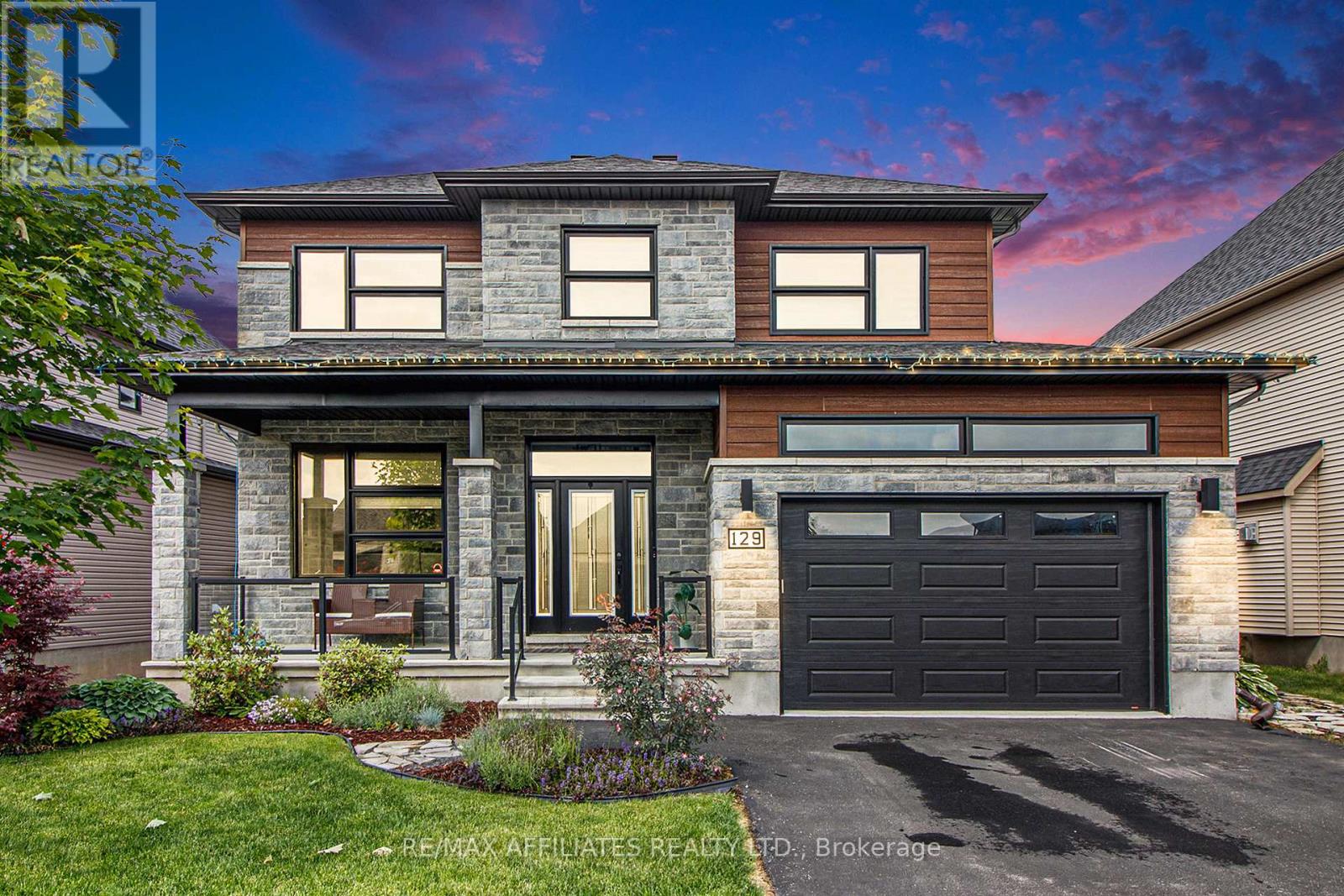 129 Lyon St, Russell, ON K0A 1W0