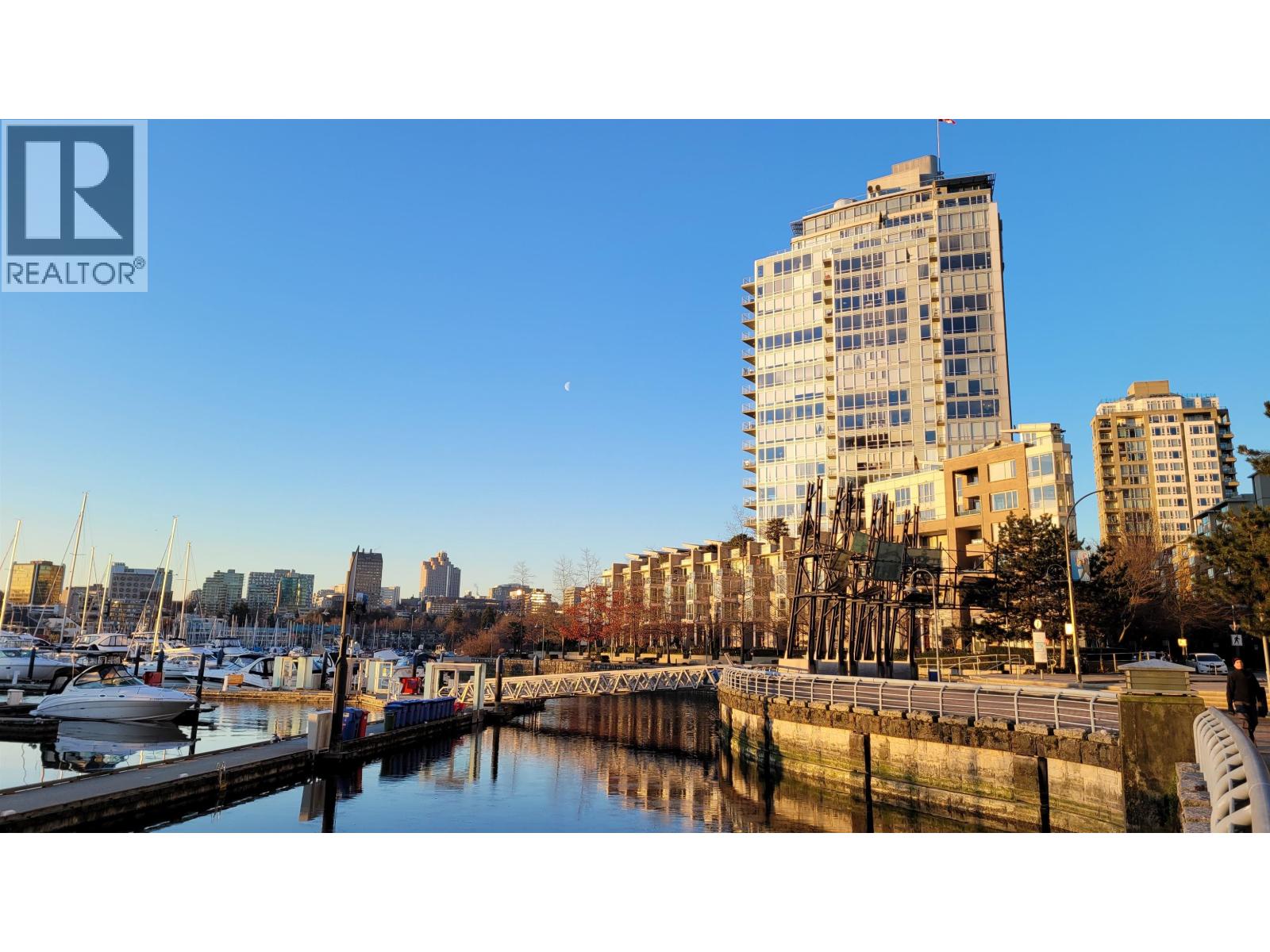 1228 Marinaside Crescent Unit 302, Vancouver, BC V6Z 2W4