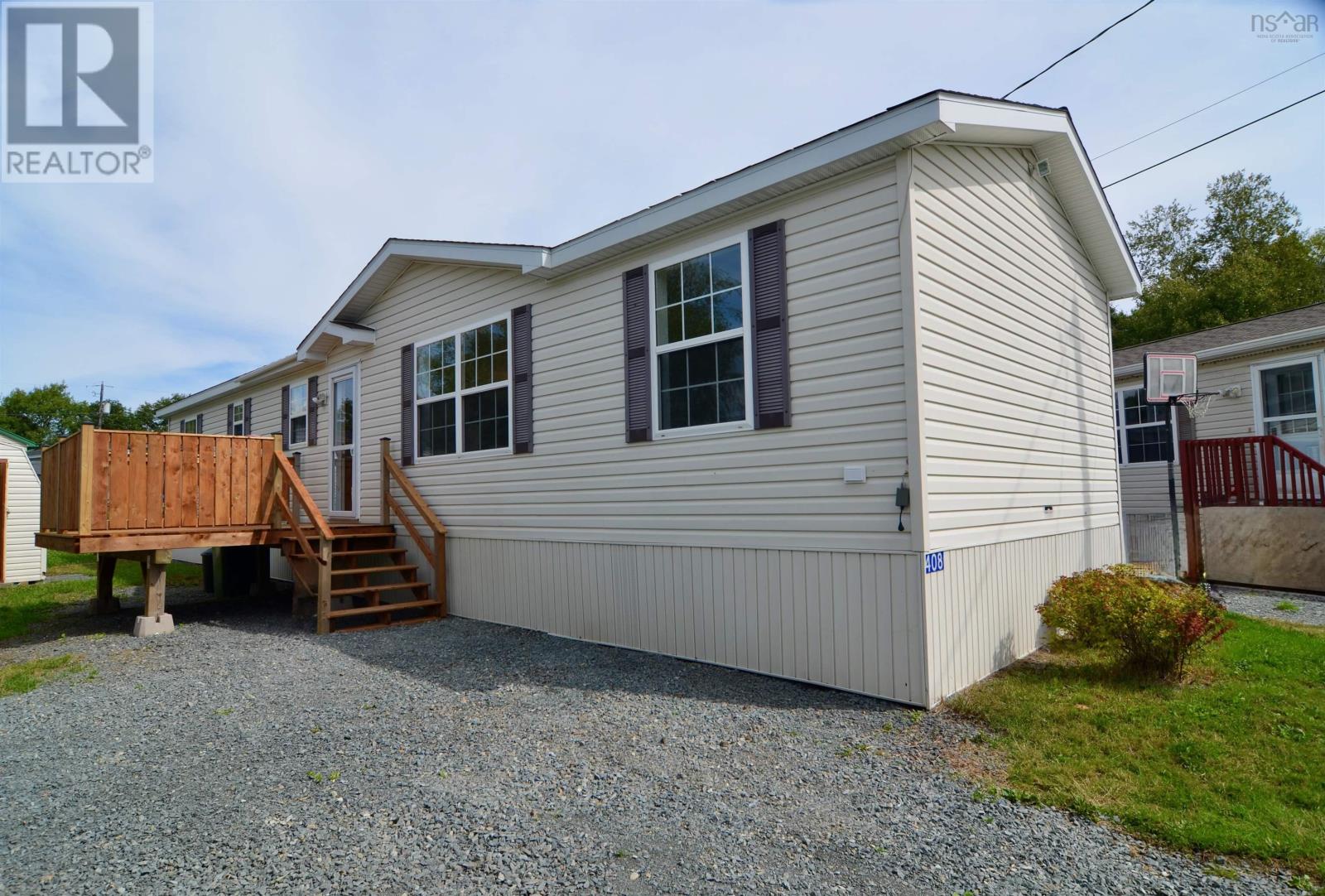 408 Kennedy Ct, Lower Sackville, NS B4C 2T4