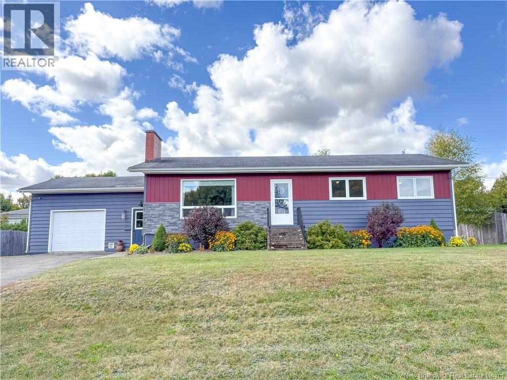 117 Creighton St, Woodstock, NB E7M 1M9