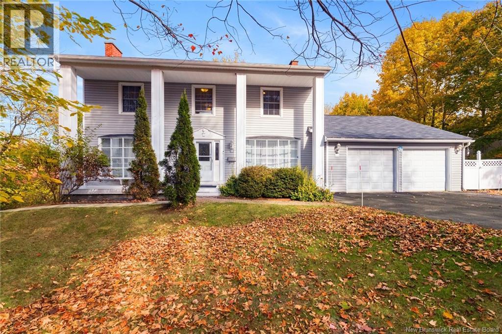 1 Heather Ter #a, Fredericton, NB E3B 2S7