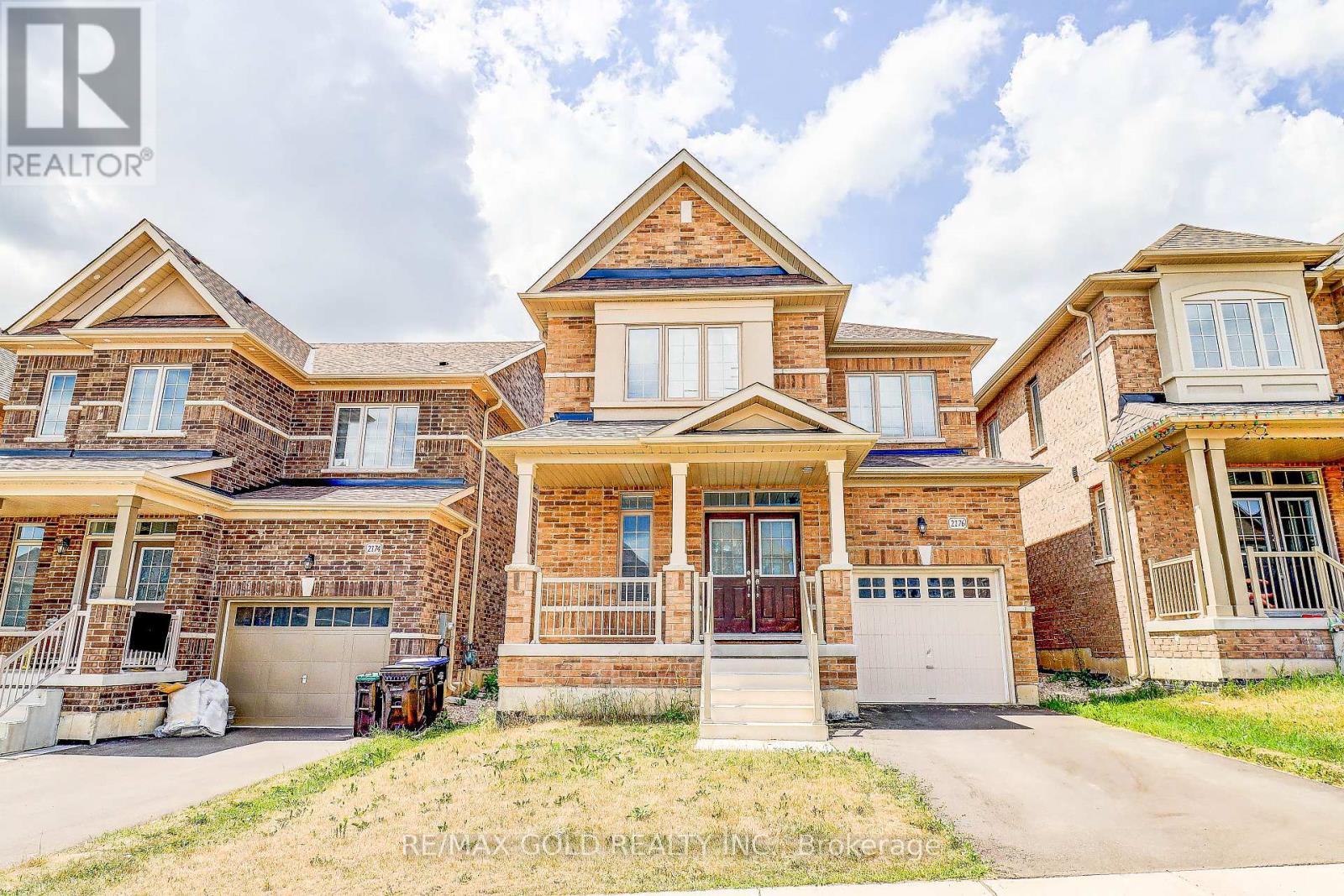 2176 Lozenby St, Innisfil, ON L9S 0M9