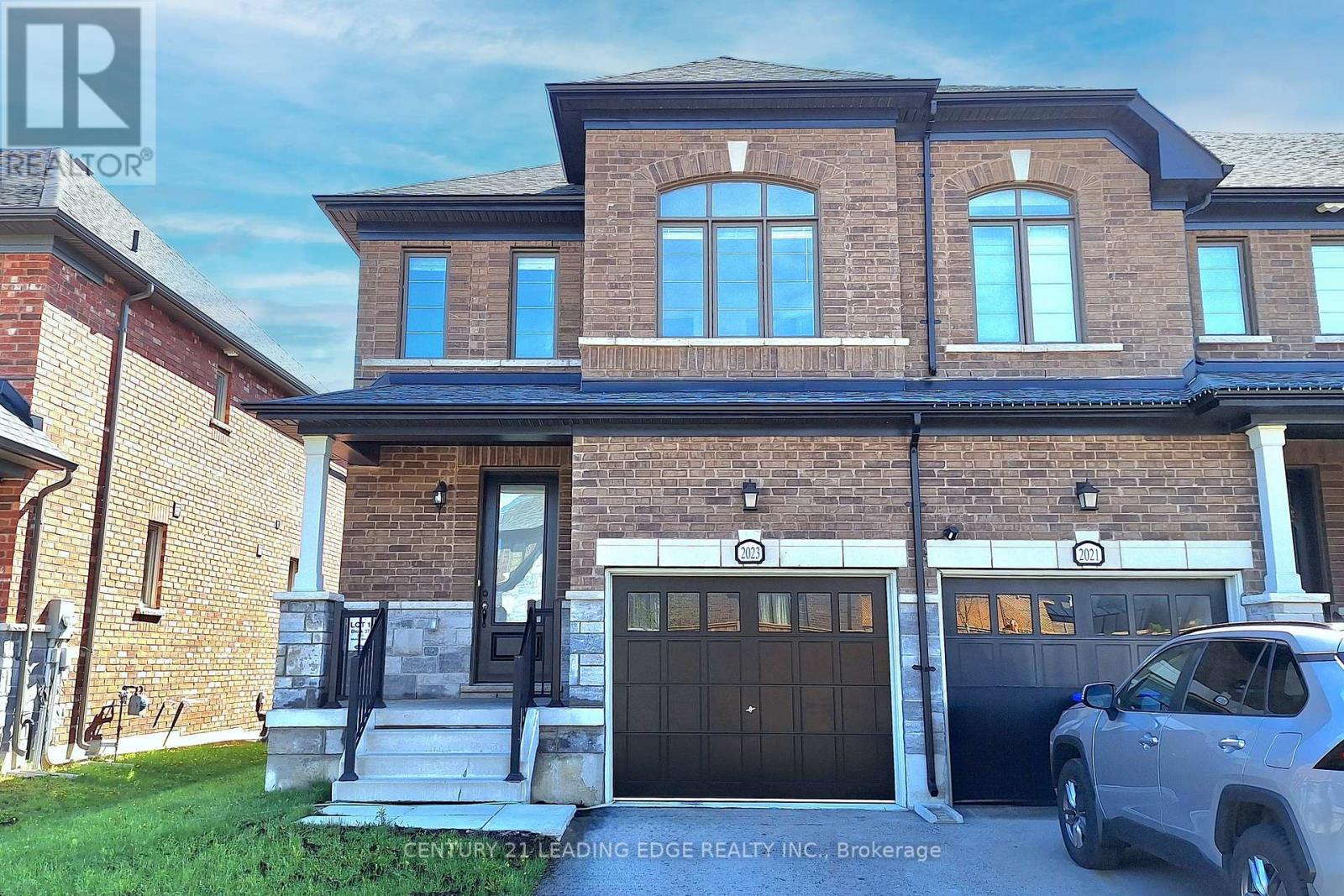 2023 Mullen St, Innisfil, ON L9S 0J8