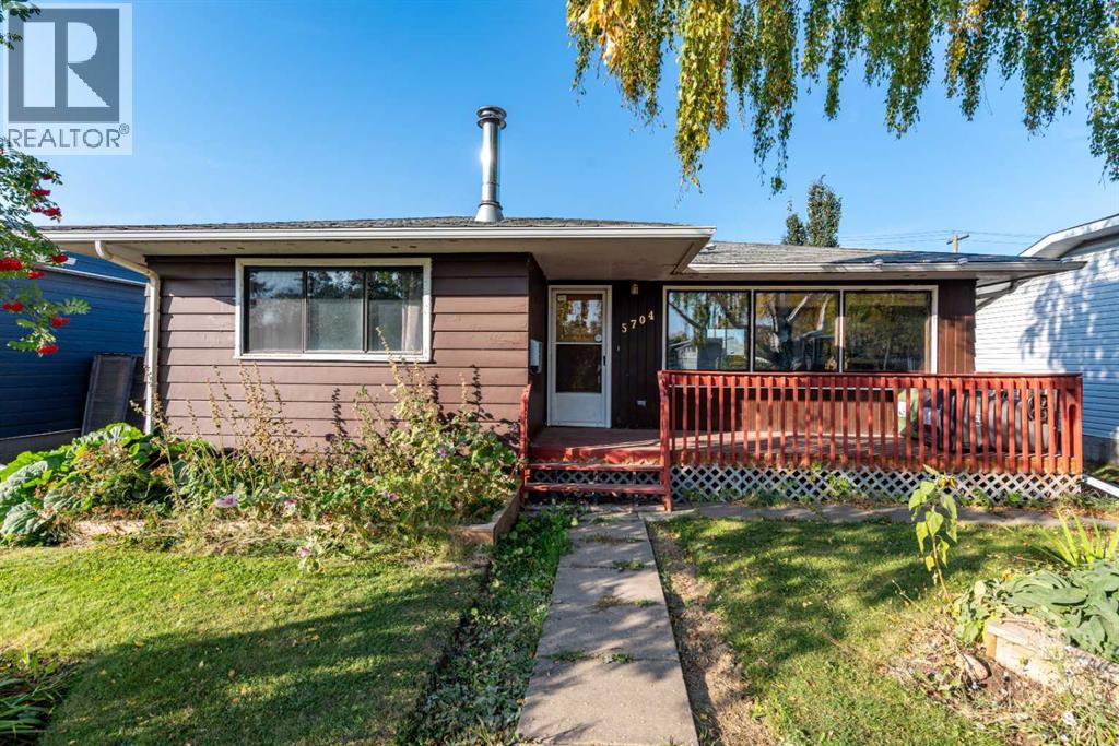 51 Street Unit 5704, Lloydminster, AB T9V 0R5