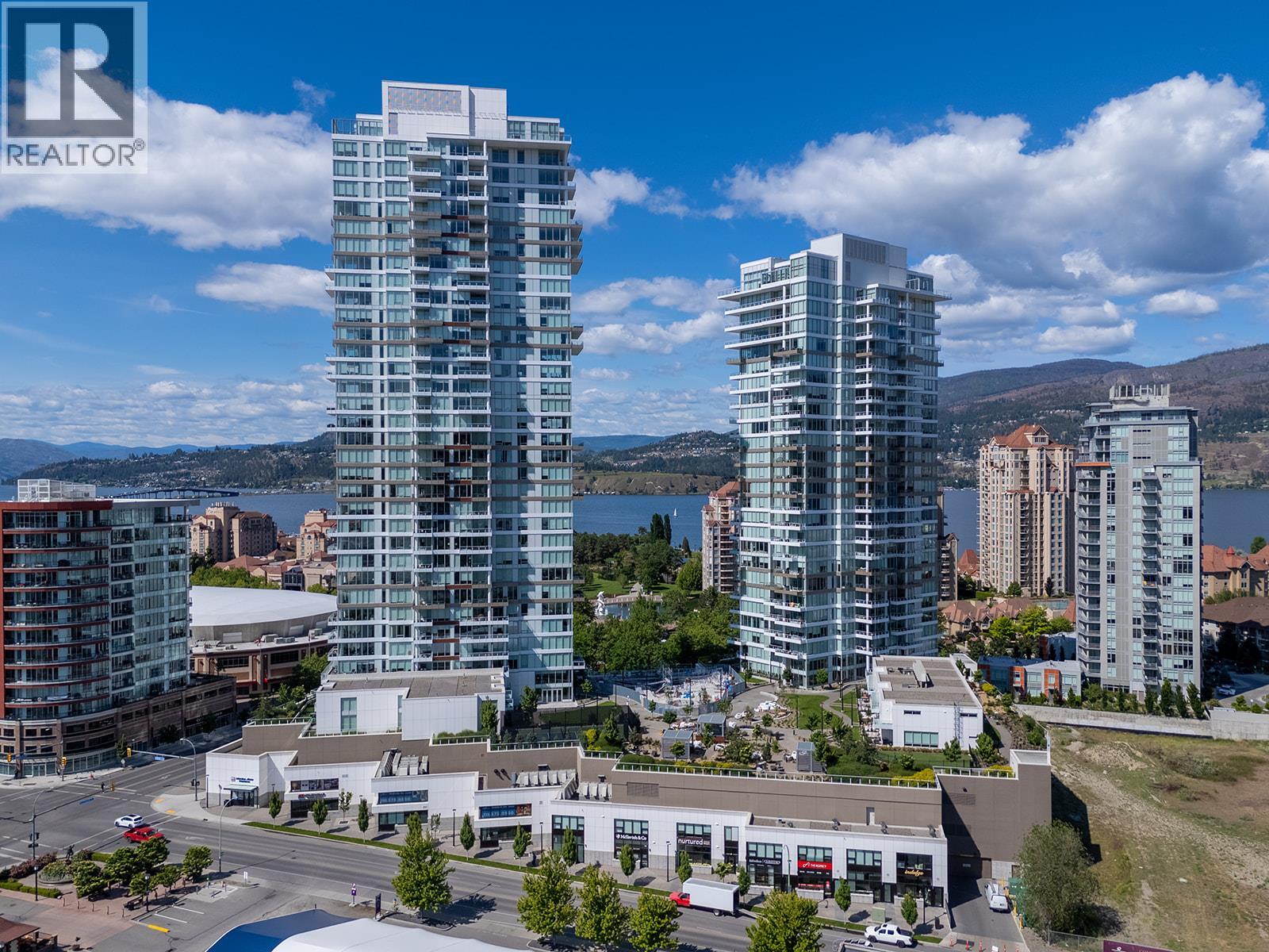 1191 Sunset Drive Unit 802, Kelowna, BC V1Y 0J4