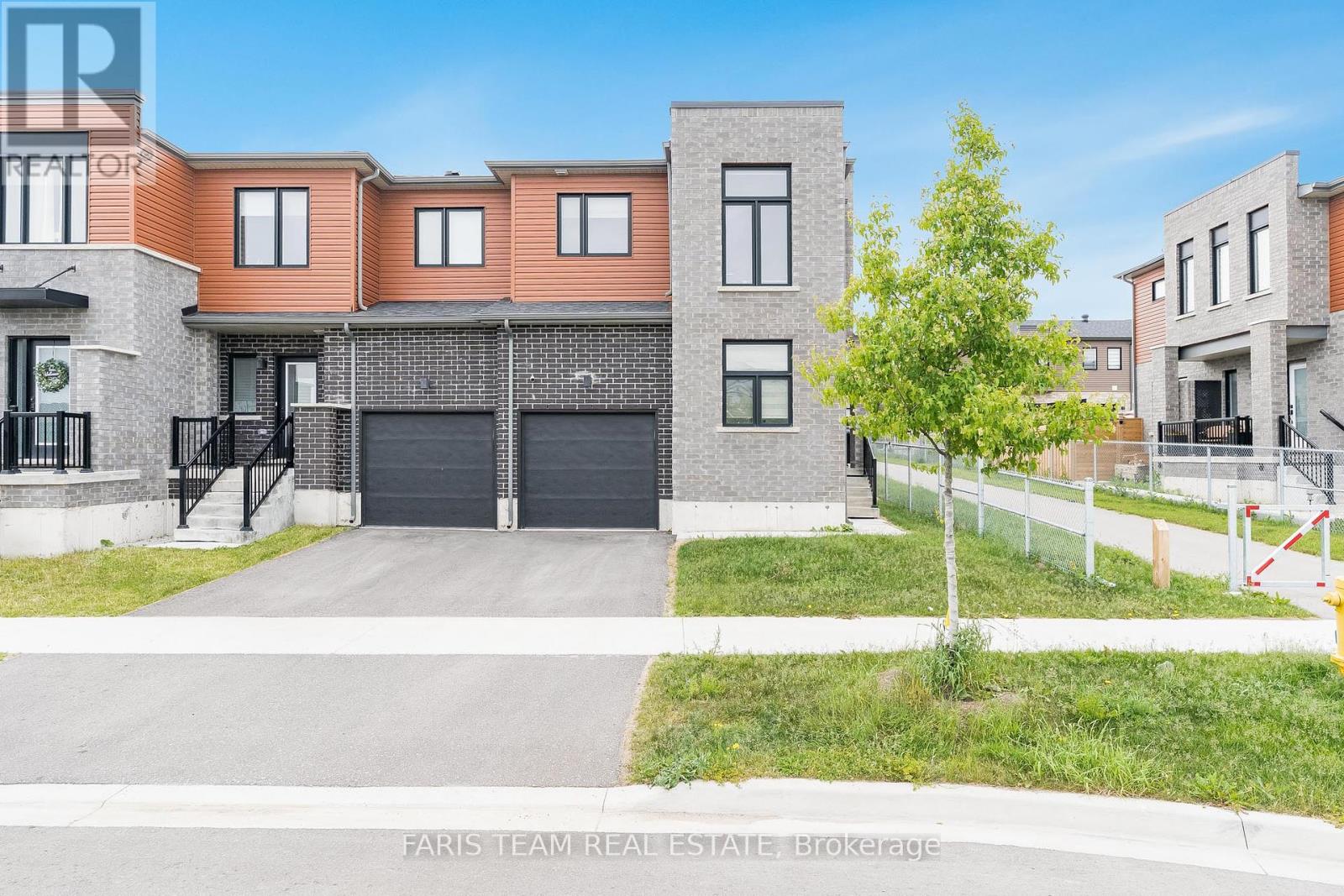 97 Gateland Dr, Barrie Painswick South, ON L9J 0N2
