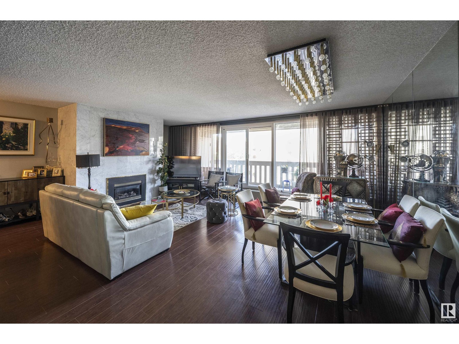 9809 110 Street Northwest #701, Edmonton, AB T5K 2J9