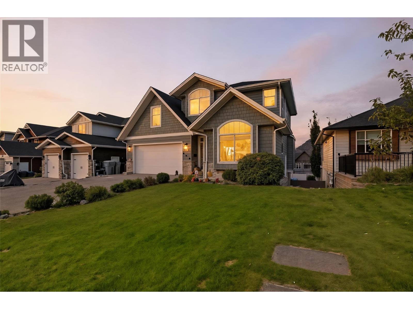 1553 Emerald Dr, Kamloops, BC V2E 0C4