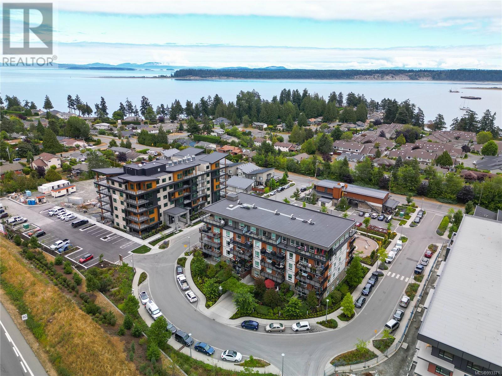 2520 Hackett Cres Unit 206 Cres, Central Saanich, BC V8M 0B9