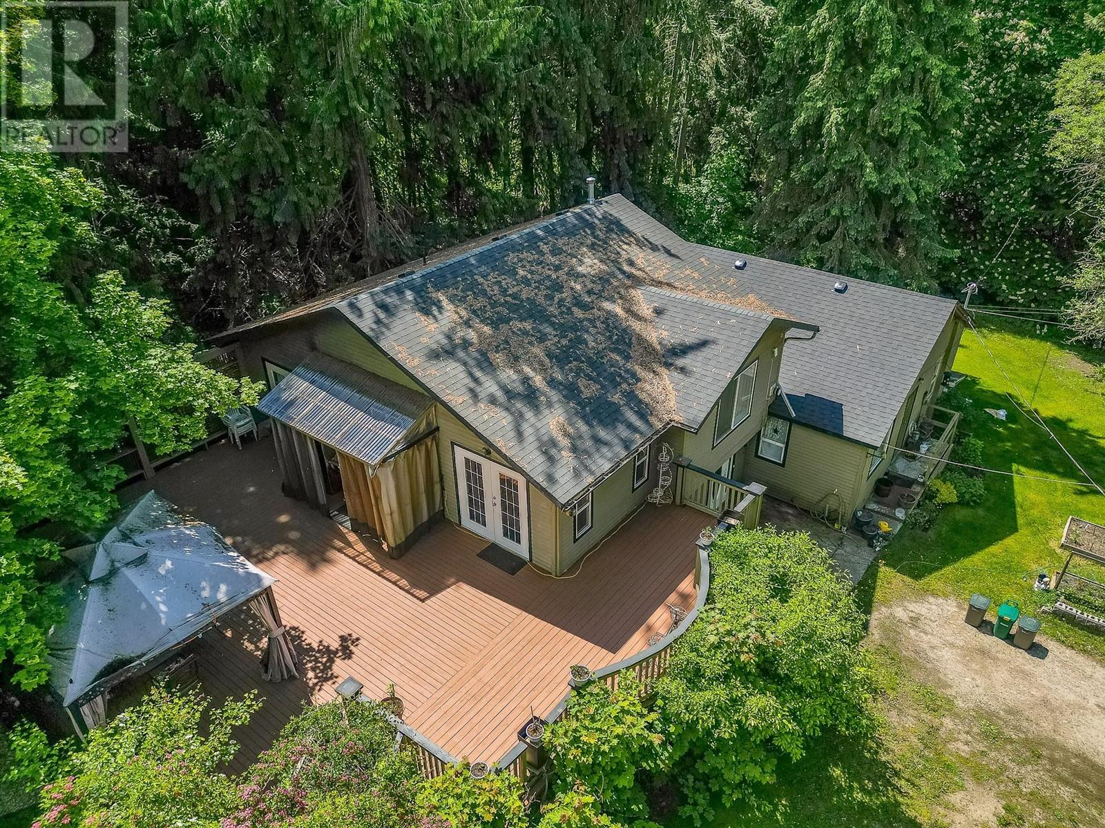 4850 Foothill Rd SW, Salmon Arm, BC V1E 3C2