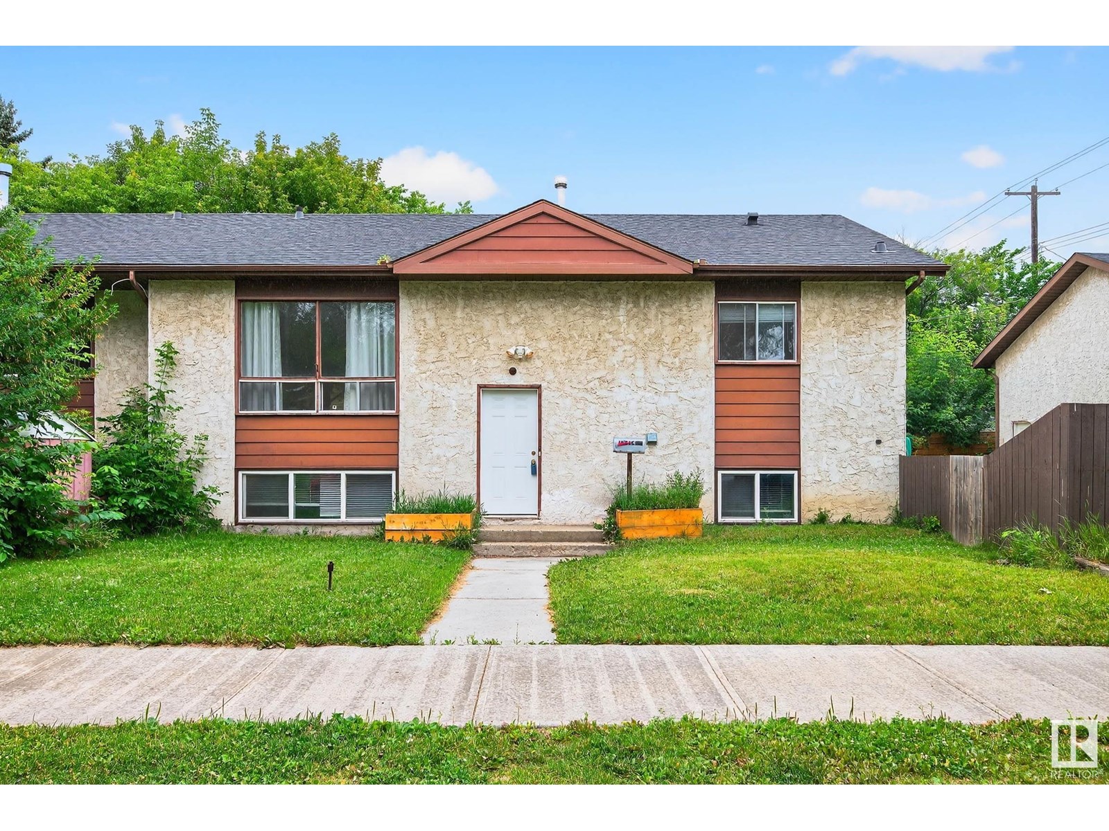 112 Av Nw Unit 12414, Edmonton, AB T5M 2S9