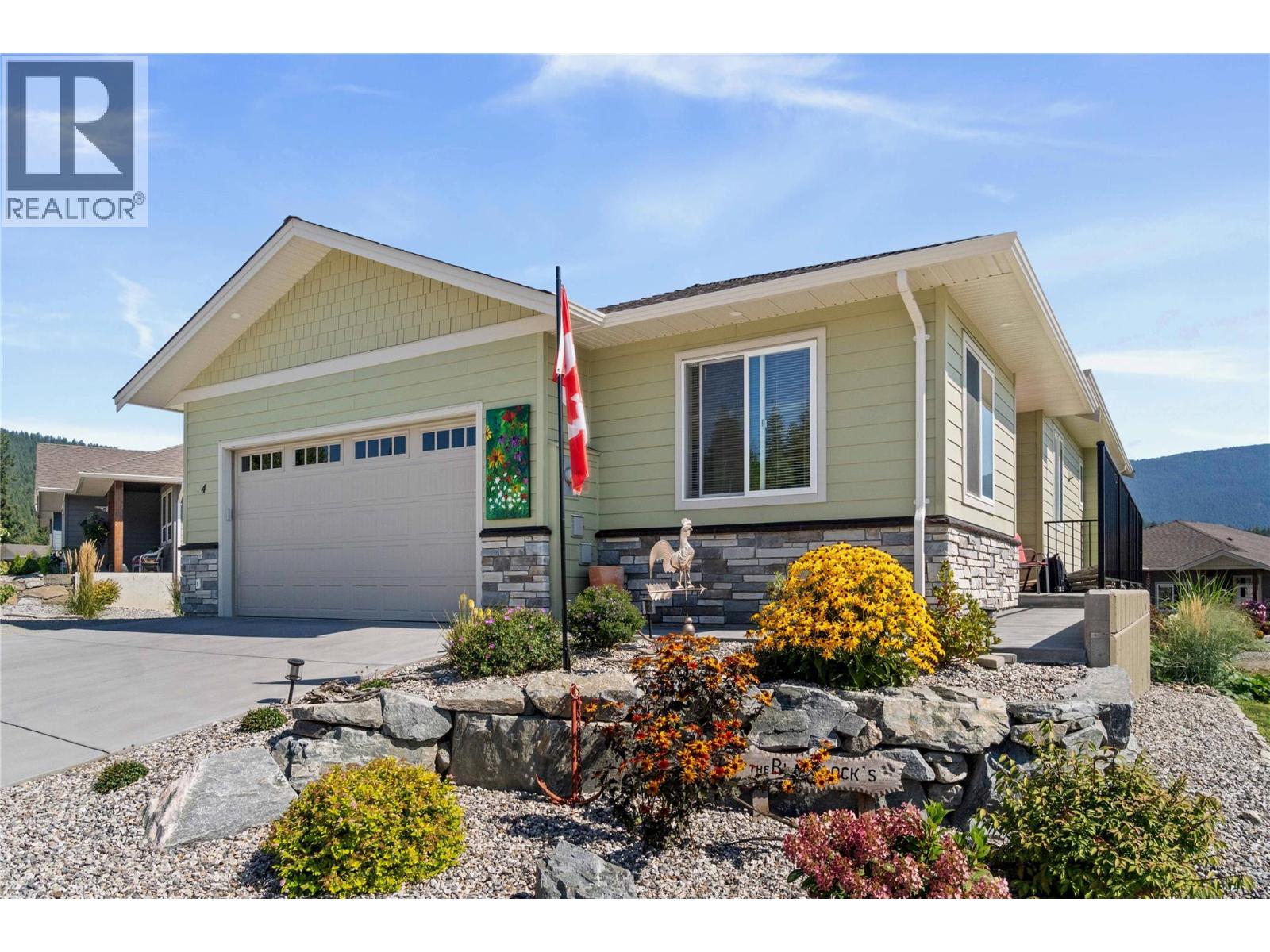 2715 Golf Course Drive Unit 4, Blind Bay, BC V0E 1H1