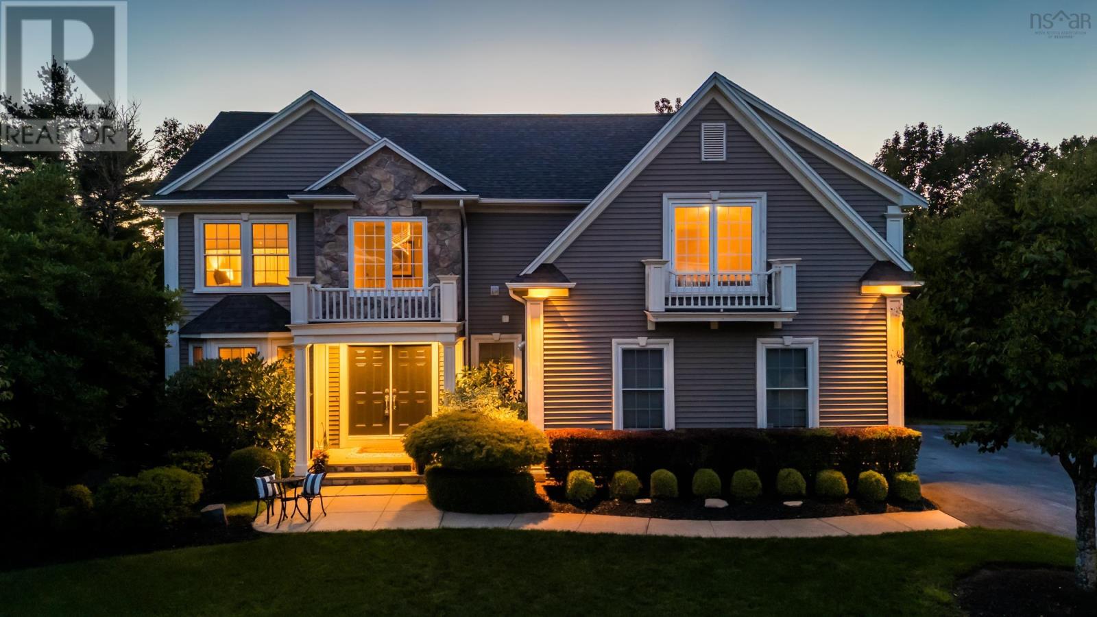 35 Acadia Drivemacdougall Hts, Kentville, NS B4N 5E1