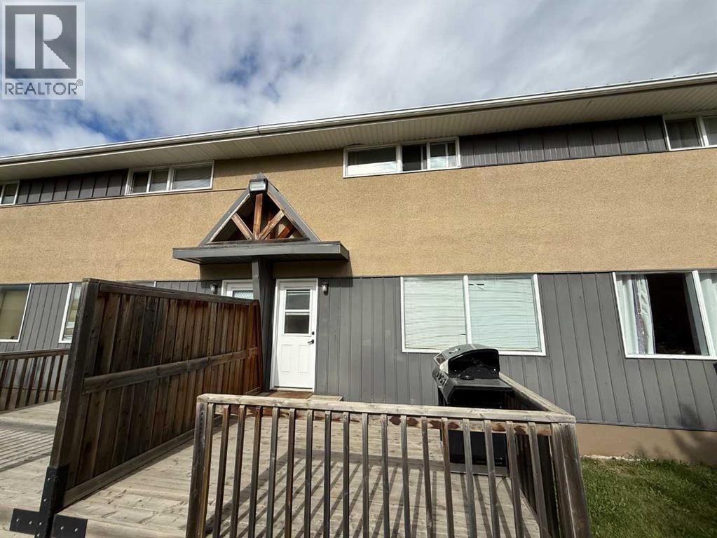 114 Hardisty Avenue Unit 43, Hinton, AB T7V 1B5