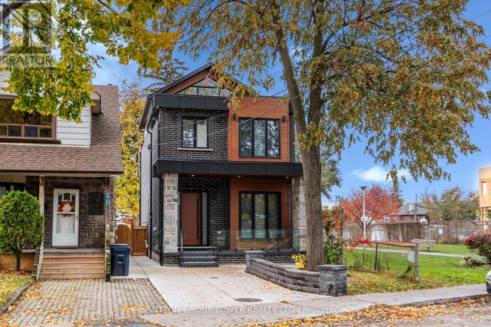 48 Silverthorn Ave, Toronto, ON M6N 3J8