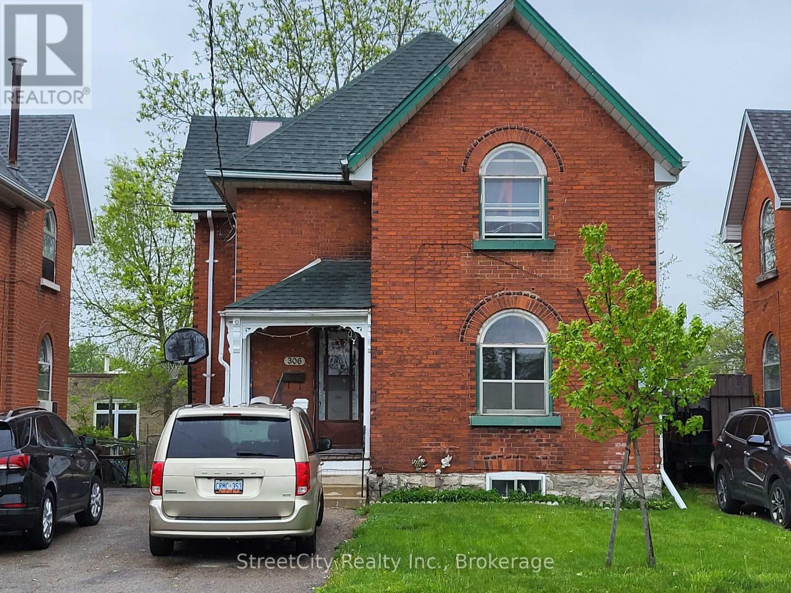 306 Douro St, Stratford, ON N5A 3S5