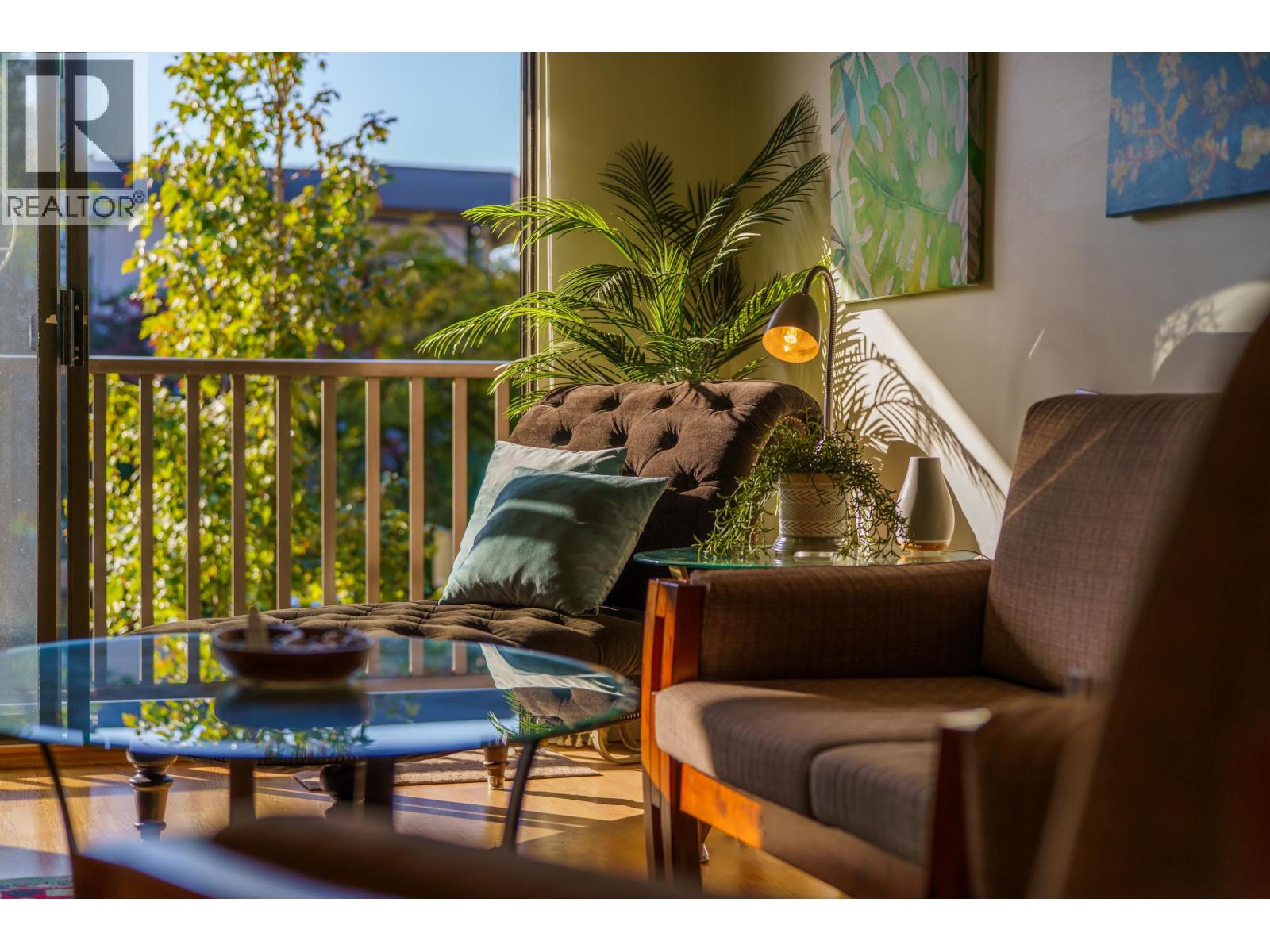 2255 W 5th Avenue Unit 208, Vancouver, BC V6K 4K1