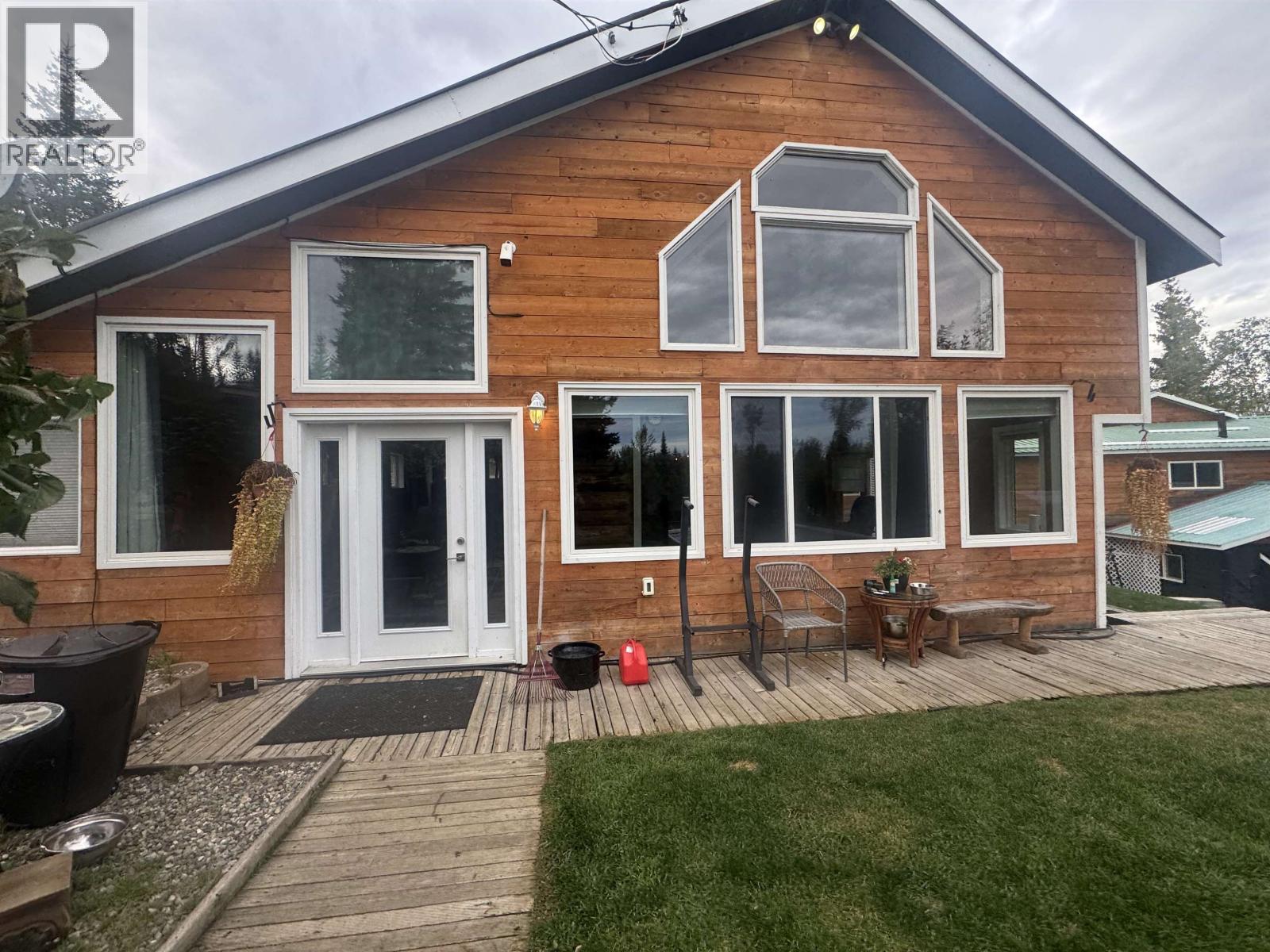 3168 Copeland Rd, Quesnel, BC V2J 6P7