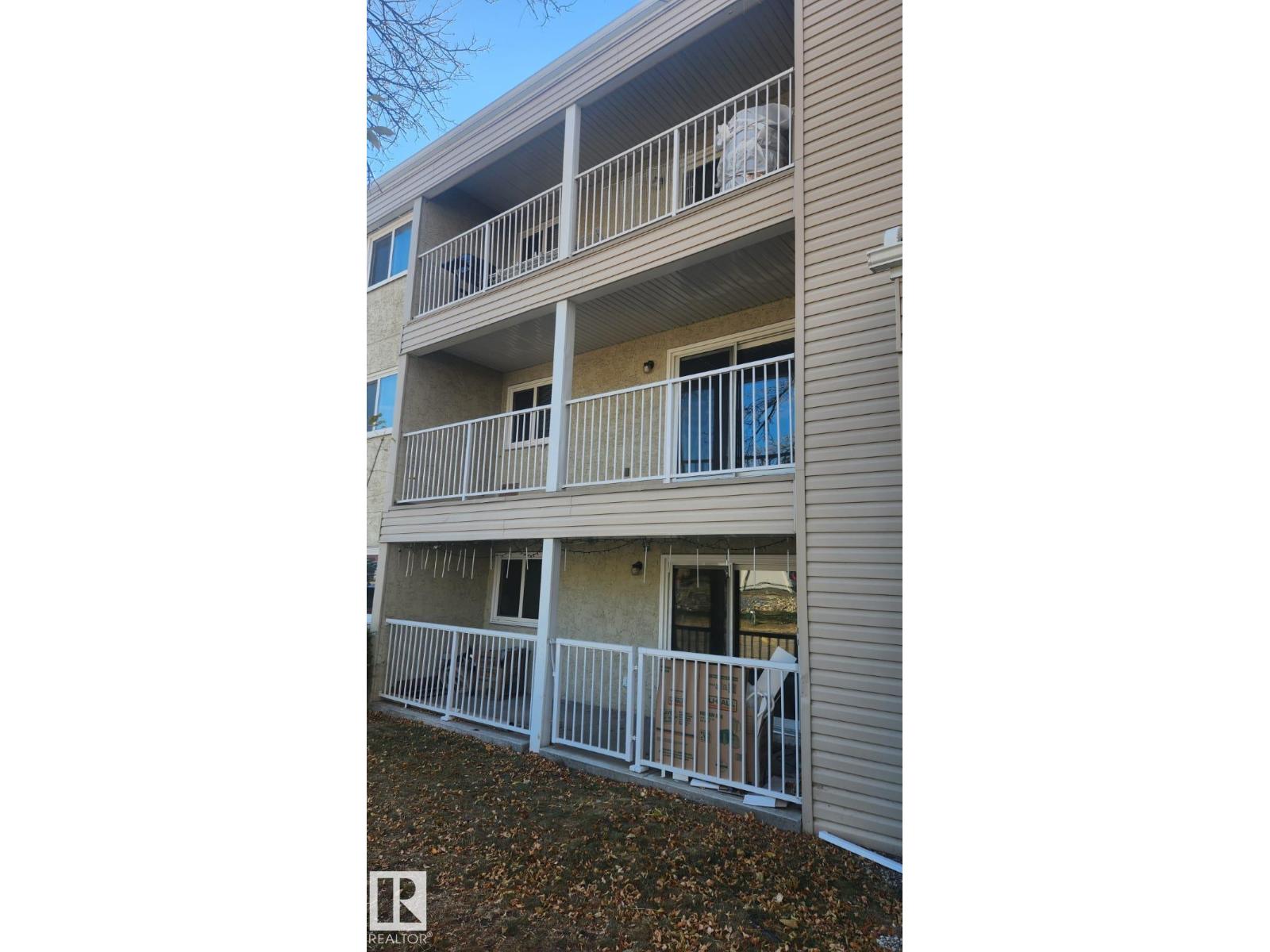 379 Woodbridge Way Unit 201, Sherwood Park, AB T8A 4G3