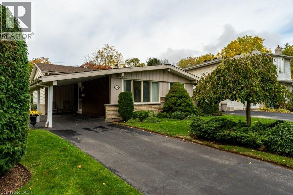 526 Elwood Rd, Burlington, ON L7N 3C7