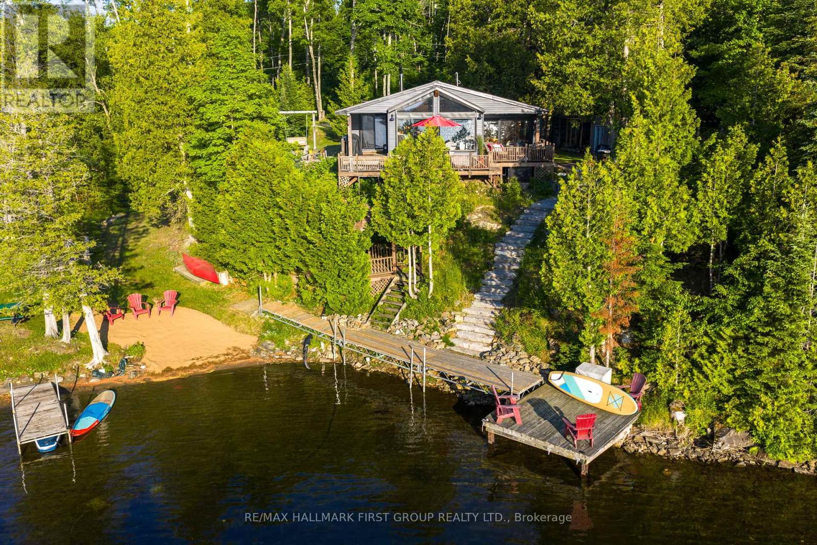402 Steenburg Lake Rd S, Limerick, ON K0M 1W0