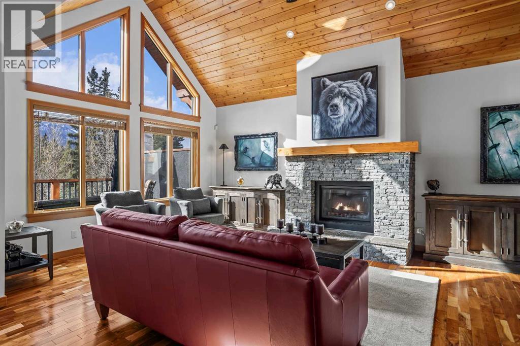 7 Creekside Mews, Canmore, AB T1W 2G2