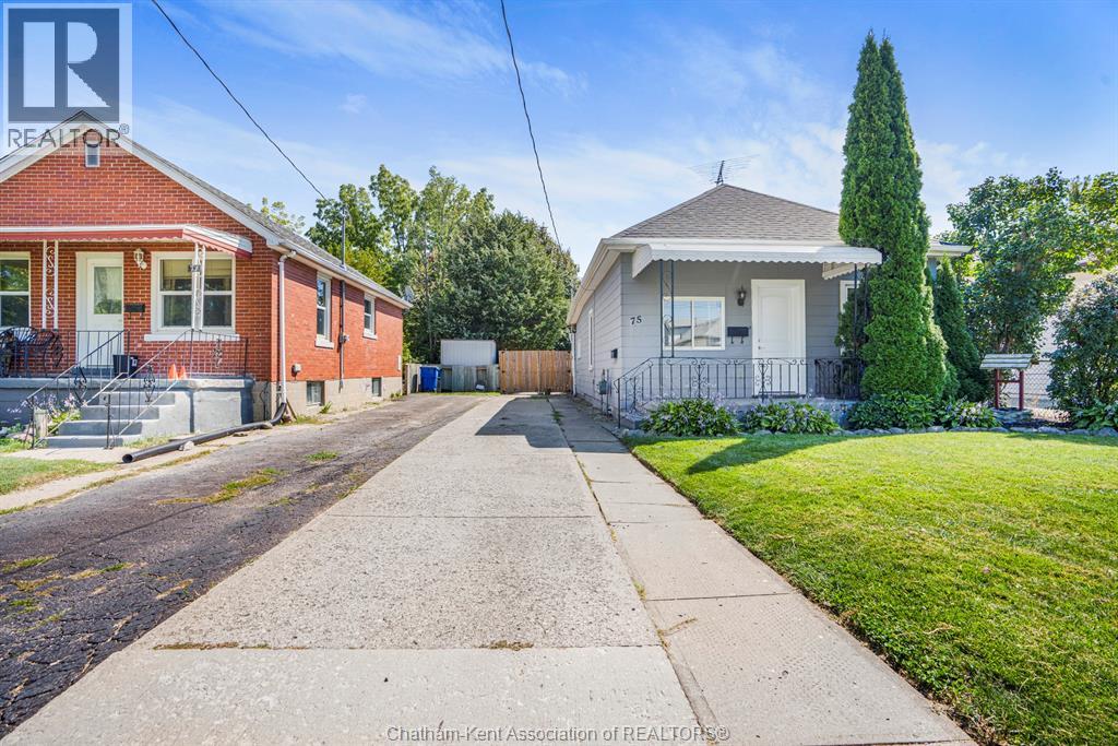 75 Fielder Ave, Chatham, ON N7L 1K5