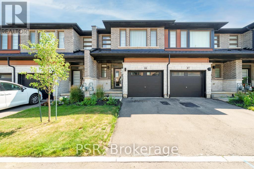 88 120 Court Dr, Brant Paris, ON N3L 0N2